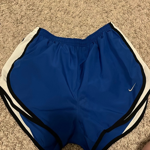 Vintage blue nike shorts - Picture 1 of 4